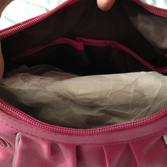 Nine&Co Hot Pink and Silver handbag - Picture 4 of 8